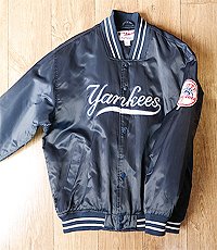미국판 90s MLB NEW YORK yankees majestic jacket~! 뉴욕 양키즈 어센틱 빈티지 바시티 자켓~! 우먼 프리사이즈~! 최상 컨디션~!
